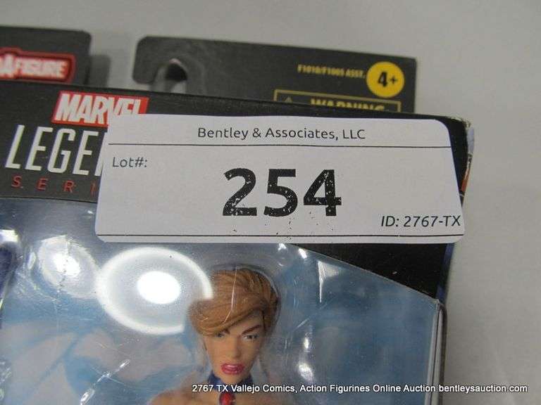 MARVEL LEGENDS SERIES "SHADOW CAT" FIGURE
