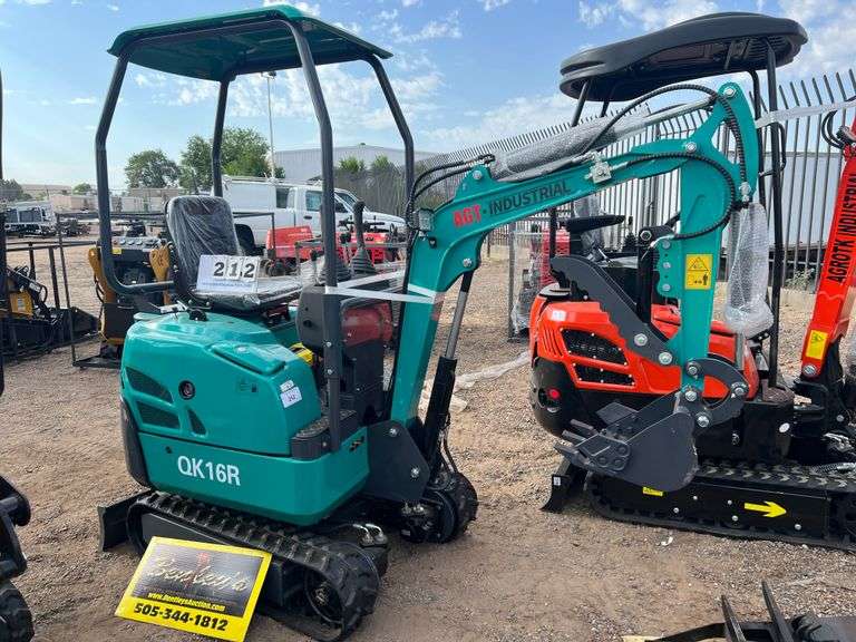 2024/2025 AGT MINI EXCAVATOR MODEL: QK16R - RATO GASOLINE ENGINE, S/N: QK16R202501050203