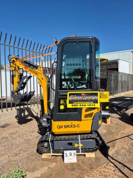 2024/2025 AGT MINI EXCAVATOR MODEL: QK18RXS-C - RATO GASOLINE ENGINE, S/N: QK18RXS-C24123003
