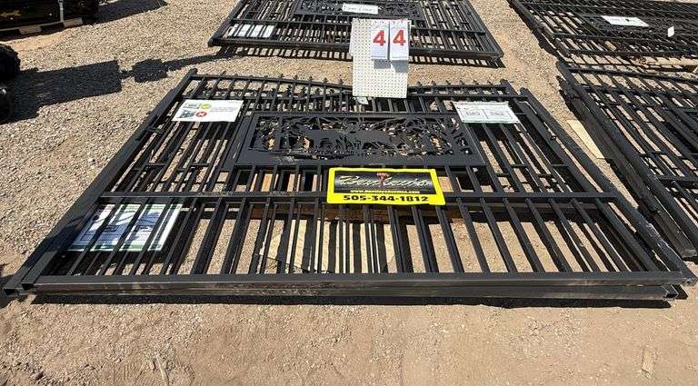 2025 KJ METAL FARM DRIVEWAY GATE - DEER MOTIF STYLE MODEL: K0720, 7' X 20'