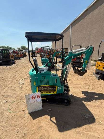 2025 CFG MINI EXCAVATOR MODEL: H15R - 420CC GAS ENGINE, S/N: H15R20250429E0000 (KEY)