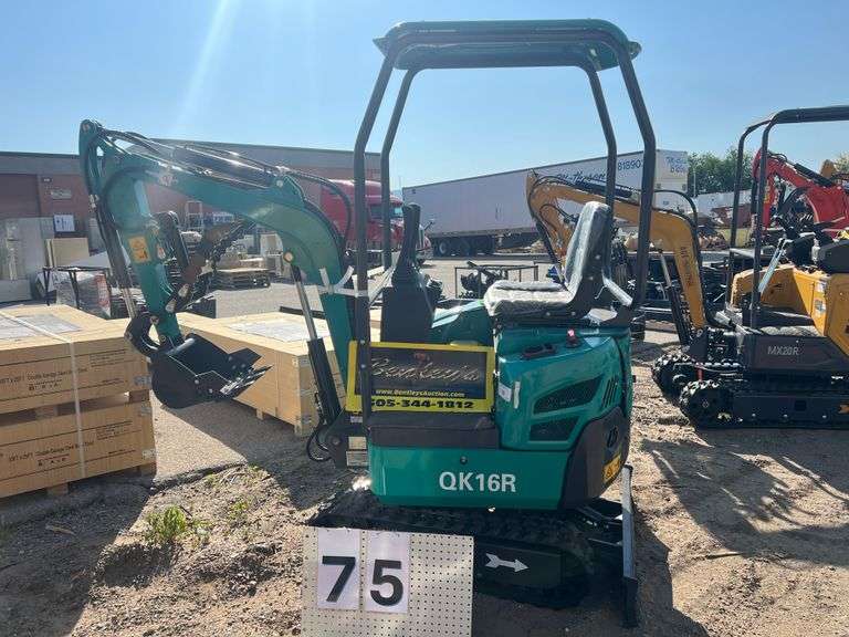 2025 CFG MINI EXCAVATOR MODEL: QK16R - RATO GASOLINE ENGINE, S/N: QK16R202505010529 (KEY)