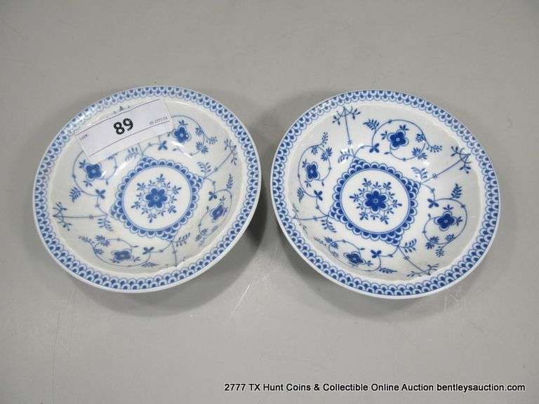 LOT: (2) BLUE & WHITE CERAMIC BOWLS, 5 1/2"