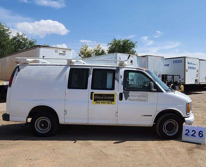 1998  CHEVROLET  EXPRESS  3/4 TON  CARGO VAN  UNKNOWN