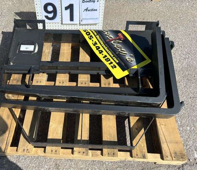 2025 MOWER KING SKID STEER FORKS MODEL: SA - ADJUSTABLE, QUICK ATTACH, S/N: SA25050101C-06C