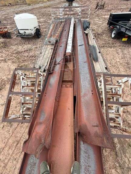 CONTENTS ON TOP OF TRAILER: RED STEEL, MISC **GRAY ARMS ON TRAILER ARE NOT INCLUDED**