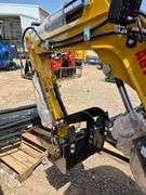 2024/2025 AGT MINI EXCAVATOR MODEL: H15R - 420CC GASOLINE ENGINE, S/N: H15R20241231V0683