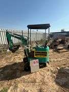 2025 CFG MINI EXCAVATOR MODEL: H15R - 420CC GAS ENGINE, S/N: H15R20250426R0033 (KEY)