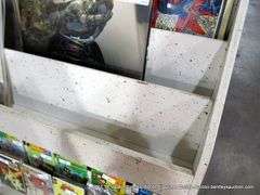 COMIC/MAGAZINE BOOK RACK