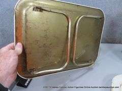 LOT: (3) RETRO TV EATING TRAYS