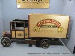 SALESMAN SAMPLE APPLE ESTAE JAMAICA RUM WOODEN TRUCK