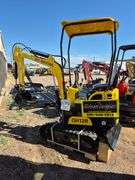 2024/2025 AGT MINI EXCAVATOR MODEL: QH12R - 420CC GAS ENGINE, S/N: QH12R240824000014 (KEY)