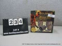 DISNEY PIRATES OF THE CARIBBEAN "PIRATES DICE" GAME