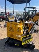 2024/2025 AGT MINI EXCAVATOR MODEL: H15R - 420CC GAS ENGINE, E/N: H15R20250105M0037 (KEY)