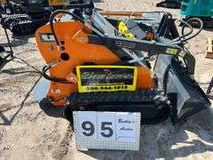 2025 LANDHERO MINI SKID STEER LOADER MODEL: LDH-T460, (KEY)