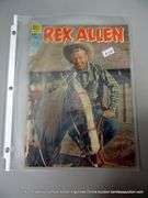 LOT: (3) 10¢ PICTURE WESTERNS COMICS