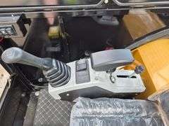 2024/2025 AGT MINI EXCAVATOR MODEL: QNT30 - KUBOTA DIESEL ENGINE, S/N: QNT30241221000008