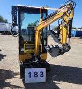2024/2025 MINI EXCAVATOR MODEL: QK18RXS-C - RATO GASOLINE ENGINE, S/N: QK18RXS-C25010205 (KEY)