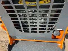 2025 LANDHERO MINI SKID STEER LOADER MODEL: LDH-T460, (KEY)