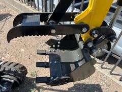 2024/2025 AGT MINI EXCAVATOR MODEL: QH12R - 420CC GAS ENGINE, S/N: QH12R240824000014 (KEY)