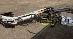BOBCAT BACKHOE ATTACHMENT MODEL: 909, S/N: 6561138-M-1470 - FADED PAINT/RUST AND NORMAL WEAR & TEAR