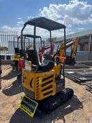 2024/2025 AGT MINI EXCAVATOR MODEL: MX12RX - BRIGGS & STRATTON GASOLINE ENGINE,