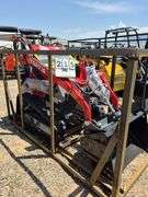 2024/2025 AGT SKID STEER LOADER MODEL: YSRT14 - RATO GASOLINE ENGINE, S/N: YSRT142025L010114