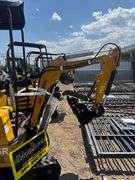 2024/2025 AGT MINI EXCAVATOR MODEL: H15R - 420CC GAS ENGINE, E/N: H15R20250105M0037 (KEY)