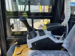2024/2025 AGT MINI EXCAVATOR MODEL: QK18RXS-C - RATO GASOLINE ENGINE, S/N: QK18RXS-C24123003