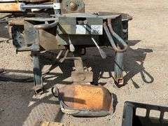 BOBCAT BACKHOE ATTACHMENT MODEL: 909, S/N: 6561138-M-1470 - FADED PAINT/RUST AND NORMAL WEAR & TEAR