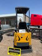 2024/2025 AGT MINI EXCAVATOR MODEL: MX12RX - BRIGGS & STRATTON GASOLINE ENGINE,