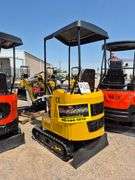 2024/2025 AGT MINI EXCAVATOR MODEL: H15R - 420CC GASOLINE ENGINE, S/N: H15R20241231V0683