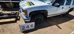 1996  CHEVROLET  SUBURBAN  1/2 TON  (SUV)/(MPV) 4WD  122,757 MILES