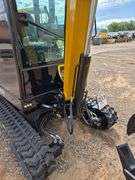 2024/2025 AGT MINI EXCAVATOR MODEL: QNT30 - KUBOTA DIESEL ENGINE, S/N: QNT30241221000008