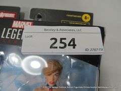 MARVEL LEGENDS SERIES "SHADOW CAT" FIGURE