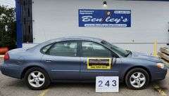 2001  FORD  TAURUS  SE / SE-2 VALVE  SEDAN  87,975 MILES