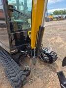 2024/2025 AGT MINI EXCAVATOR MODEL: QNT30 - KUBOTA DIESEL ENGINE, S/N: QNT30241221000008