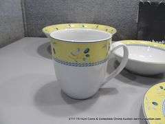 ROYAL DOULTON BLEBERRY 88 PC CHINA SET: 14 CUPS, SUGAR & CREAMER, 10 BOWLS 6.5", (2) SALAD PLATES 9"