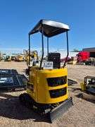 2024/2025 AGT MINI EXCAVATOR MODEL: H15R - 420CC GAS ENGINE, E/N: H15R20250105M0037 (KEY)
