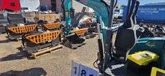 2024/2025 AGT MINI EXCAVATOR MODEL: QK16R - RATO GASOLINE ENGINE, S/N: QK16R202501050205 (KEY)