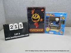 LOT: (2) PACMAN WALL ART & MS. PACMAN PLUG AND PLAY
