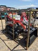 2024/2025 AGT SKID STEER LOADER MODEL: YSRT14 - RATO GASOLINE ENGINE, S/N: YSRT142025L010112