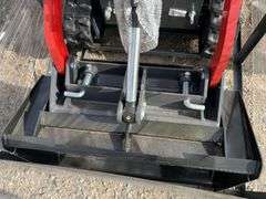 2024/2025 AGT SKID STEER LOADER MODEL: YSRT14 - RATO GASOLINE ENGINE, S/N: YSRT142025L010112