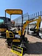 2024/2025 AGT MINI EXCAVATOR MODEL: QH12R - 420CC GAS ENGINE, S/N: QH12R240824000014 (KEY)