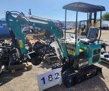 2024/2025 AGT MINI EXCAVATOR MODEL: MH12R - RATO GASOLINE ENGINE, S/N: MH12R2025010M704 (KEY)