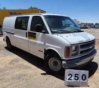 1997  CHEVROLET  EXPRESS  3500 (1 TON)  CARGO VAN  UNKNOWN