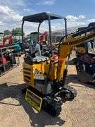 2024/2025 AGT MINI EXCAVATOR MODEL: MX12RX - BRIGGS & STRATTON GASOLINE ENGINE,