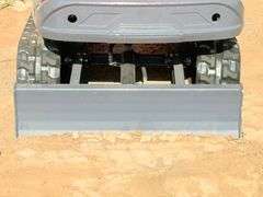 2025 CFG MINI EXCAVATOR MODEL: MX15RX - RATO GASOLINE ENGINE, S/N: MX15RX2025X000485 (KEY)