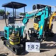 2024/2025 AGT MINI EXCAVATOR MODEL: MH12R - RATO GASOLINE ENGINE, S/N: MH12R2025010M704 (KEY)