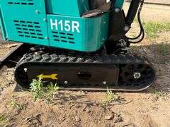 2025 CFG MINI EXCAVATOR MODEL: H15R - 420CC GAS ENGINE, S/N: H15R20250426R0033 (KEY)